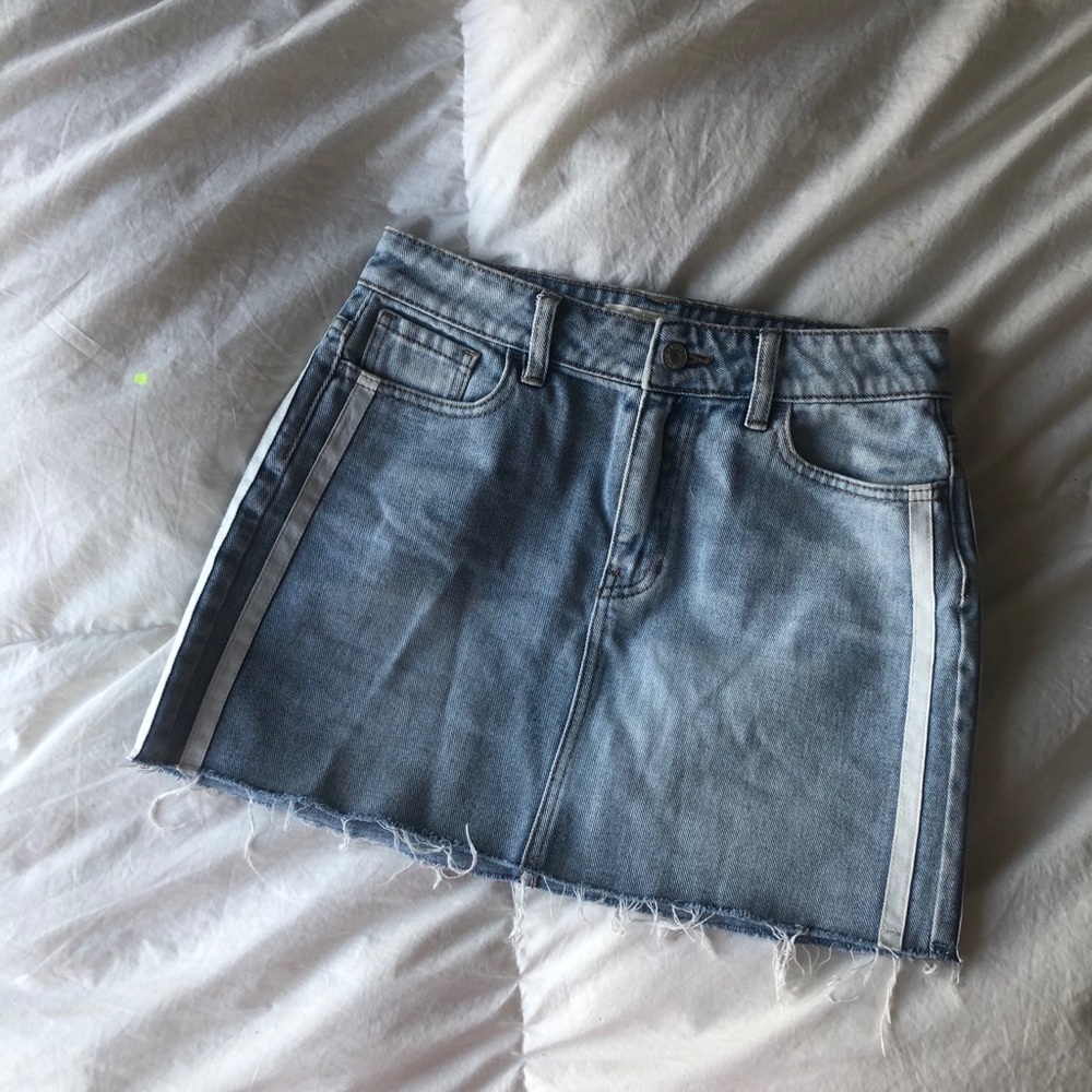 Side Strip pac sun skirt